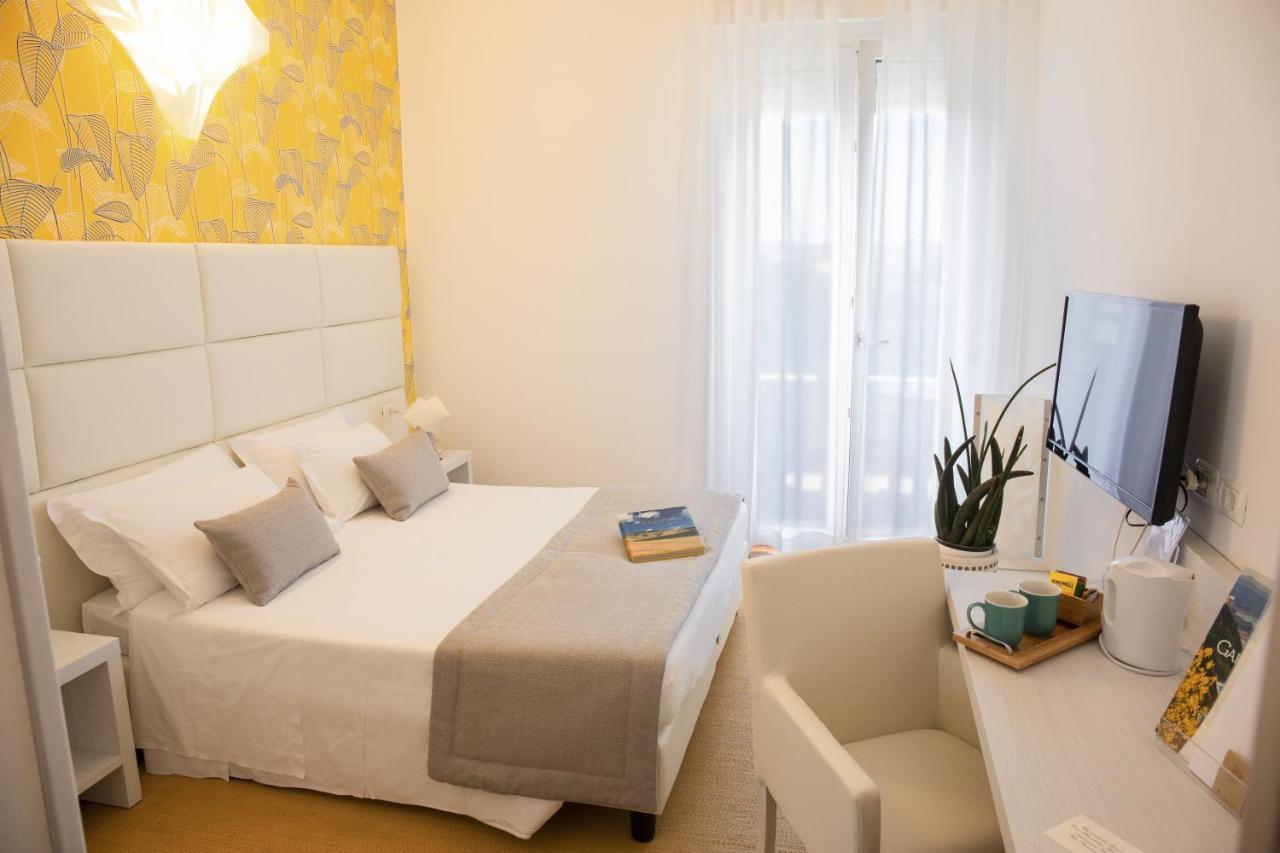 Hotel Alexander Gabicce Mare Extérieur photo