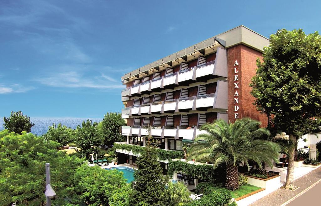 Hotel Alexander Gabicce Mare Extérieur photo