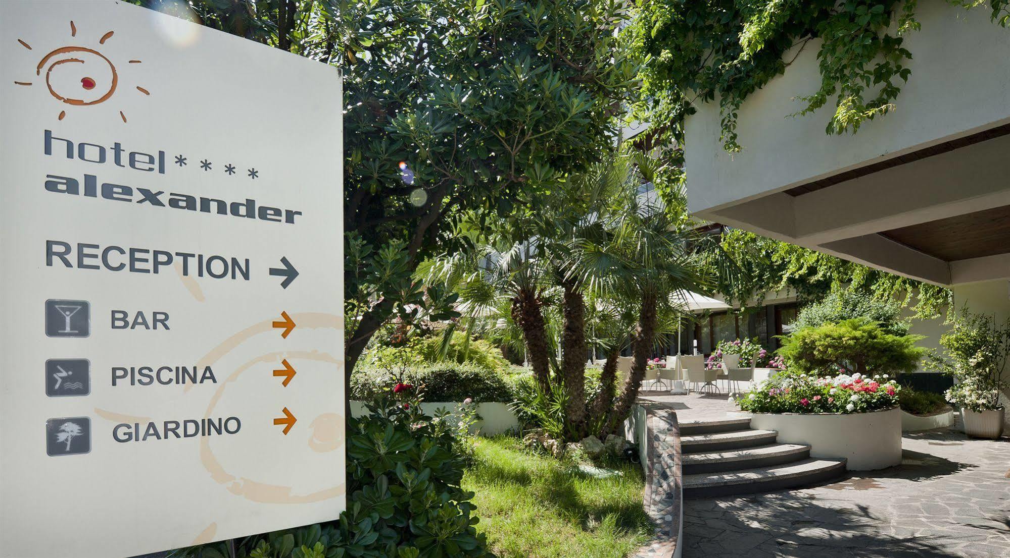 Hotel Alexander Gabicce Mare Extérieur photo