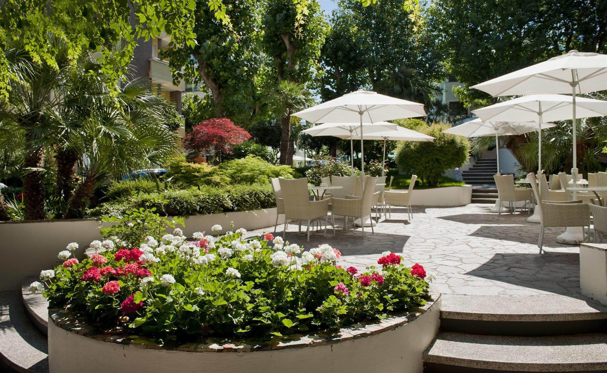Hotel Alexander Gabicce Mare Extérieur photo